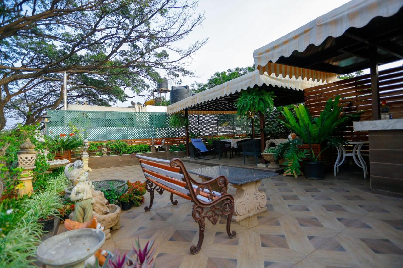 Terrace Gardens Bed & Breakfast Bangalore Exterior foto